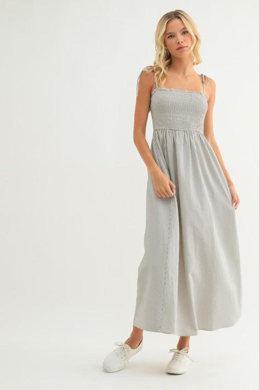 Striped Selt Tie Maxi Dress-Black/Ecru