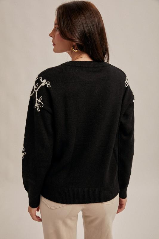 Embroidered Crew Neck Sweater Pullover