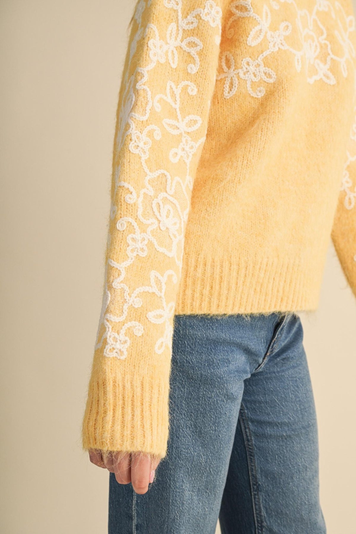 Contrast Knit Floral Embroidery Sweater