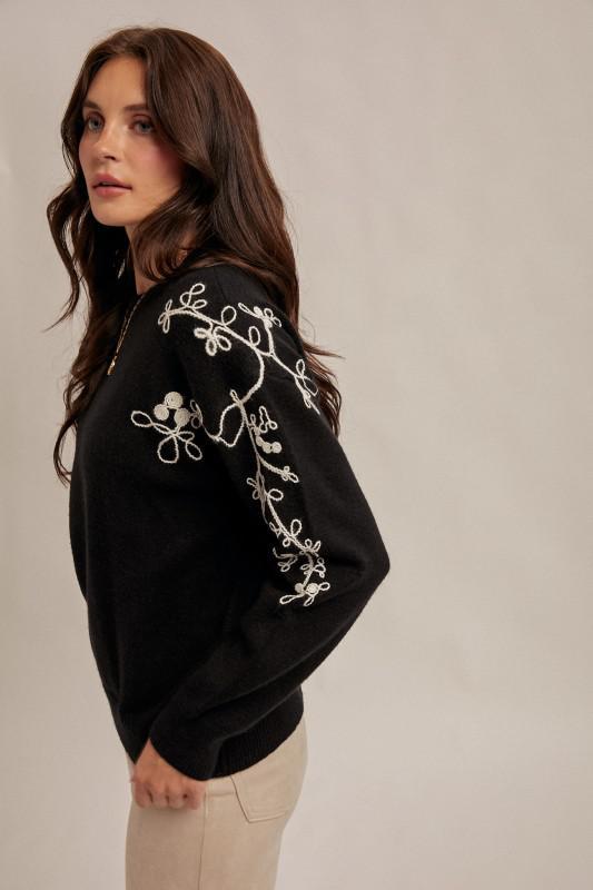Embroidered Crew Neck Sweater Pullover