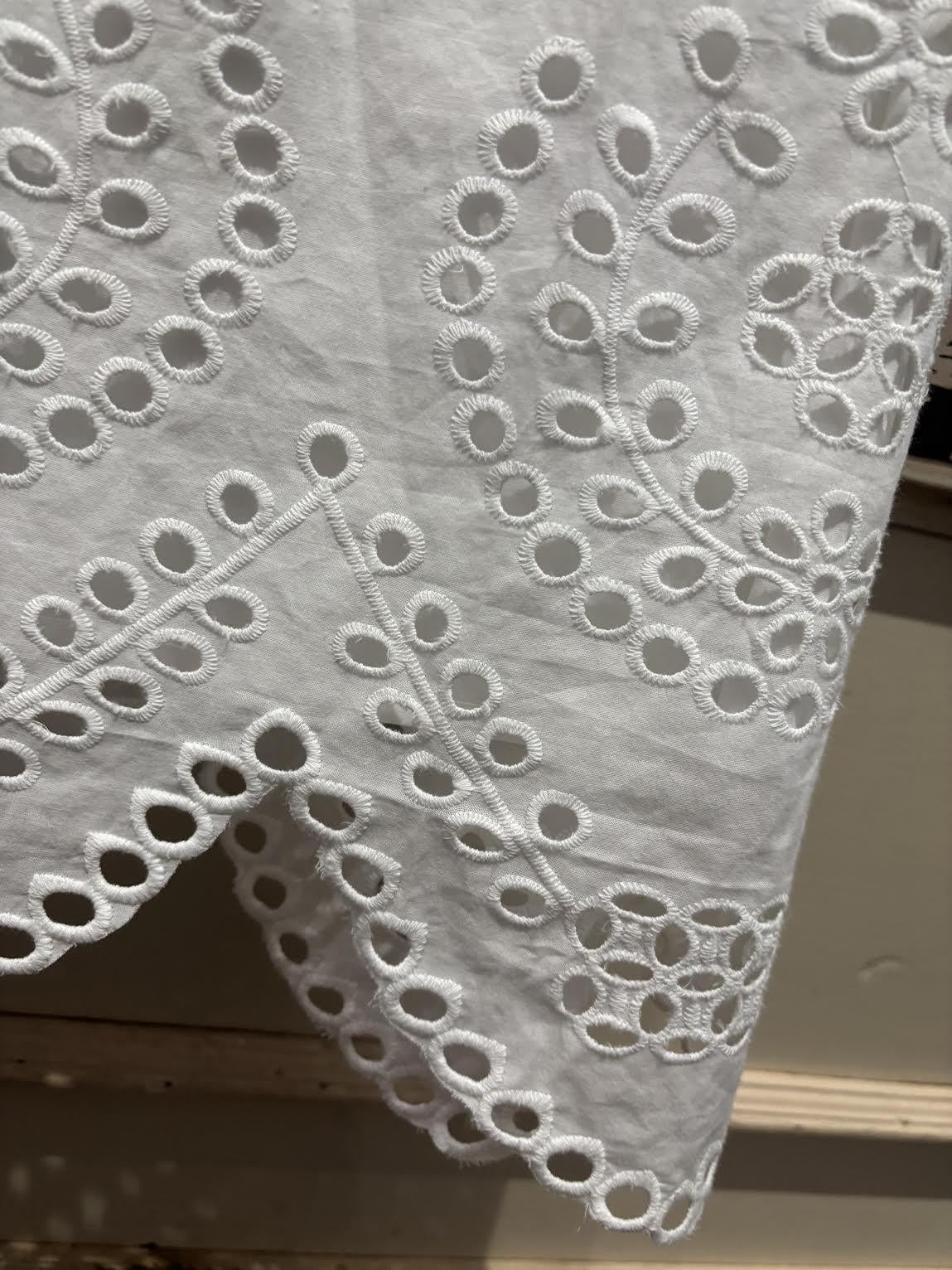 Scalloped Hem Eyelet Skirt