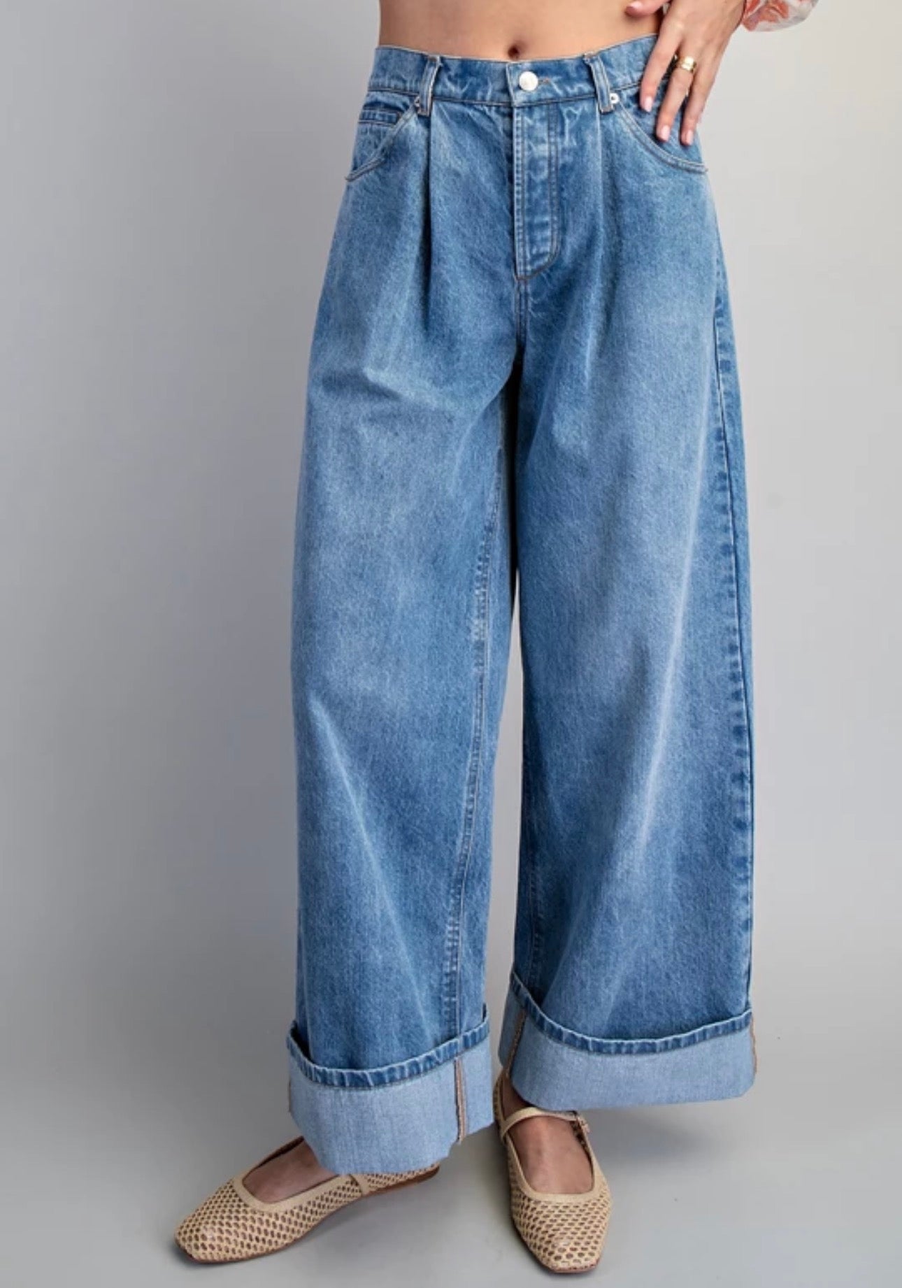 Pleated Front Cuff Denim Jeans