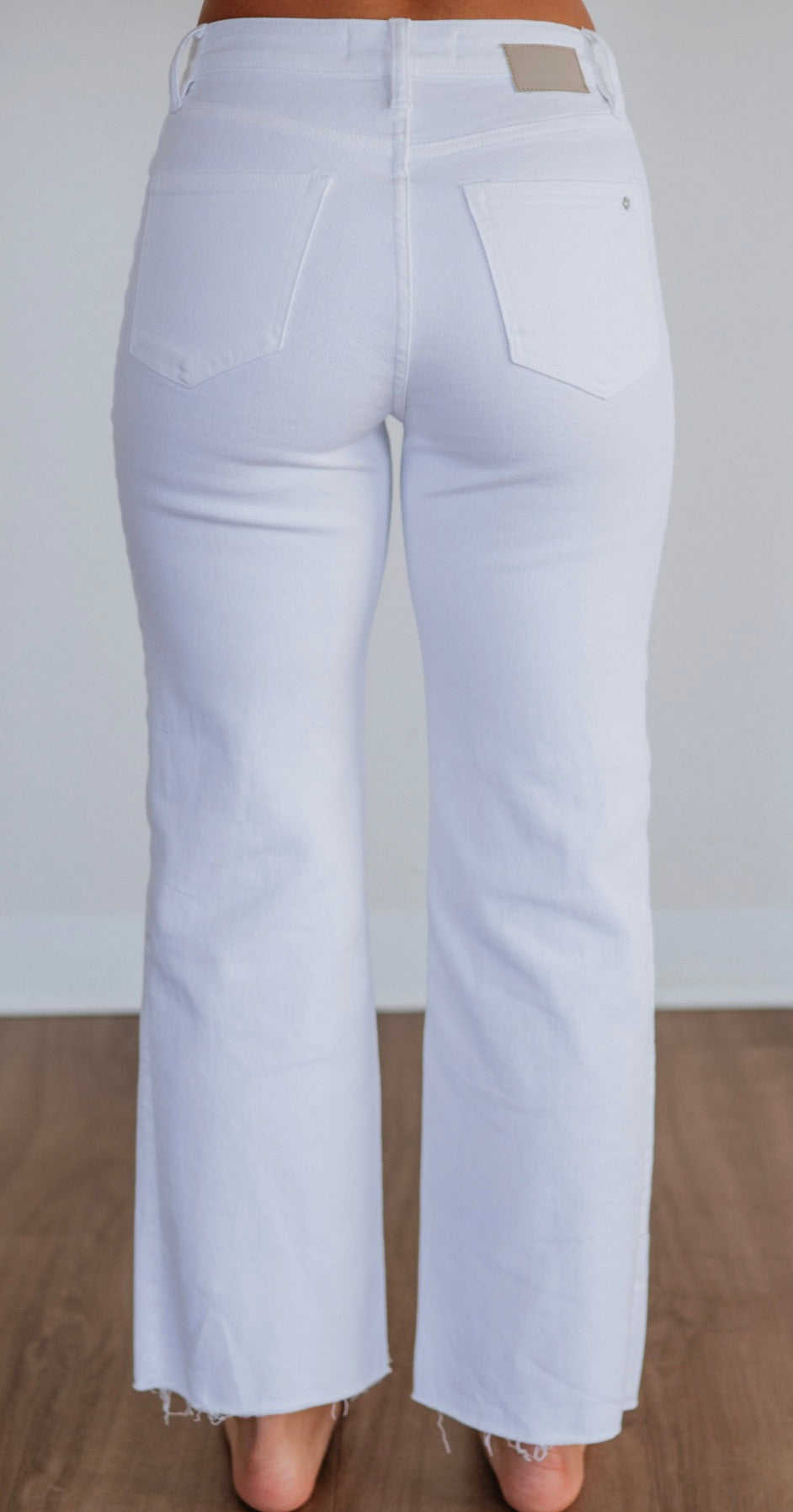 Mica White Ankle Crop