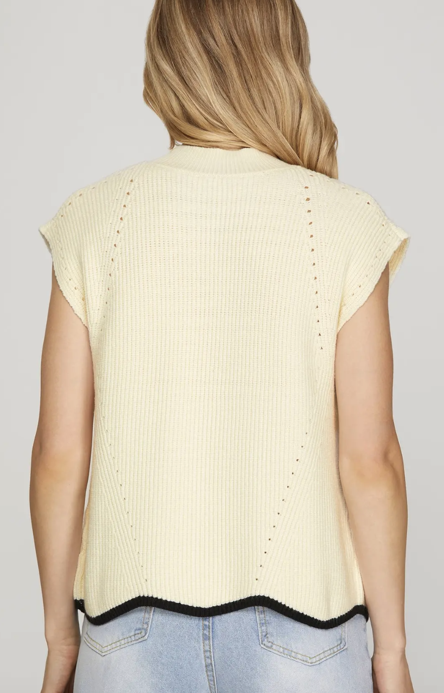 Scallop Hem Floral Sweater