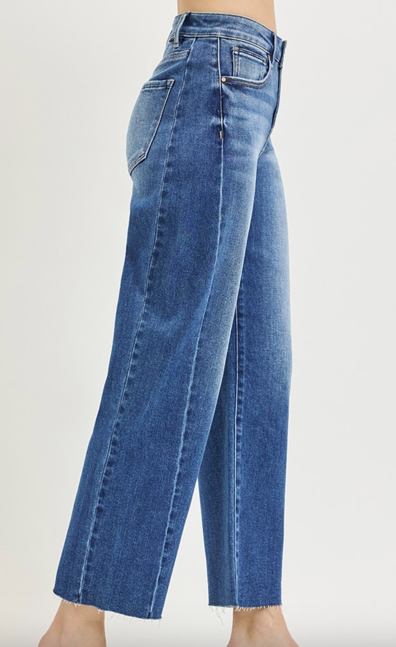Risen Barrel Curved Side Hem